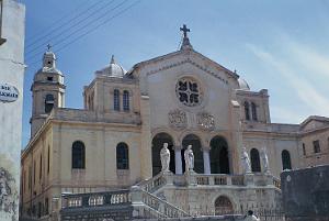 MB g- 15- eglise Saint- Louis